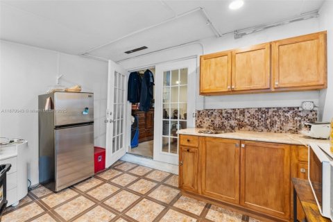 Casa en venta en Miami, Florida, 4 dormitorios, 144.09 m2 № 1897026 - foto 15