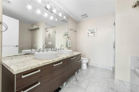 Copropriété à louer à Miami, Floride: 2 chambres, 126.63 m2 № 1941309 - photo 20