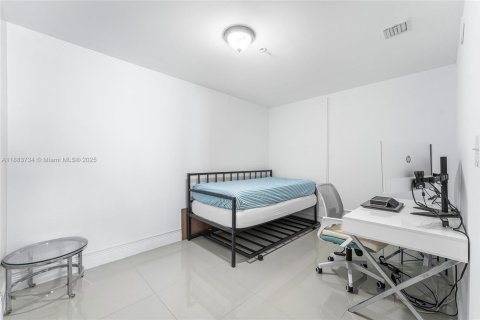 Copropriété à louer à Miami, Floride: 2 chambres, 126.63 m2 № 1941309 - photo 22