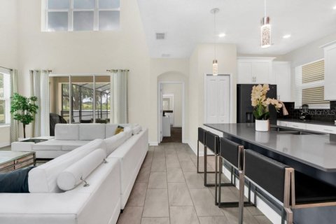 Villa ou maison à vendre à Kissimmee, Floride: 5 chambres, 314.75 m2 № 1589641 - photo 8