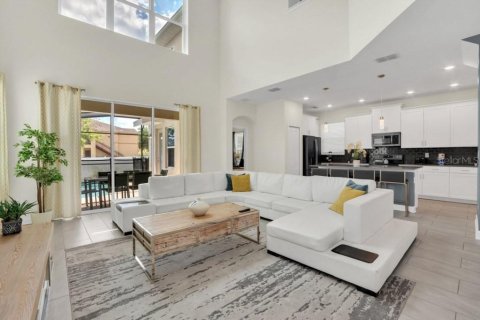 Villa ou maison à vendre à Kissimmee, Floride: 5 chambres, 314.75 m2 № 1589641 - photo 11