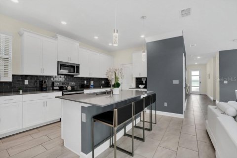 Villa ou maison à vendre à Kissimmee, Floride: 5 chambres, 314.75 m2 № 1589641 - photo 16