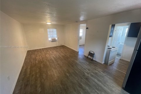 Apartment in Hollywood, Florida 1 bedroom, 55.74 sq.m. № 2053025 - photo 6