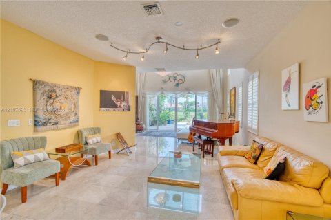Casa en venta en Palm Beach Gardens, Florida, 4 dormitorios, 317.91 m2 № 2423235 - foto 14