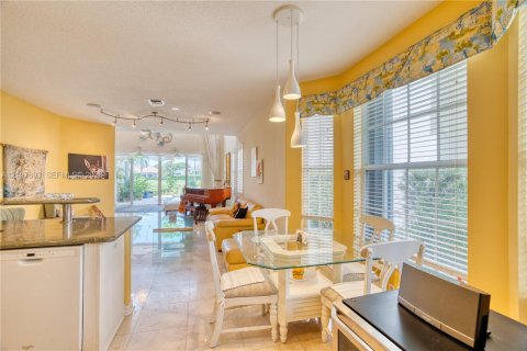 Casa en venta en Palm Beach Gardens, Florida, 4 dormitorios, 317.91 m2 № 2423235 - foto 17