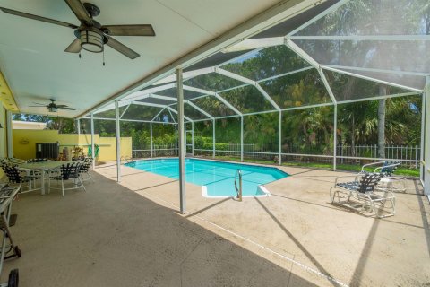 House in Hobe Sound, Florida 3 bedrooms, 187.38 sq.m. № 2083536 - photo 29