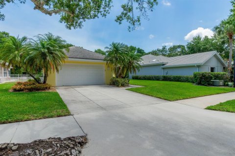 House in Hobe Sound, Florida 3 bedrooms, 187.38 sq.m. № 2083536