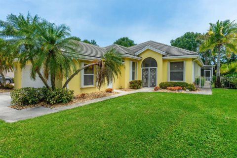 House in Hobe Sound, Florida 3 bedrooms, 187.38 sq.m. № 2083536 - photo 4