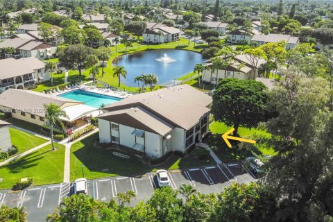 Condo à Greenacres, Floride, 2 chambres  № 1999006