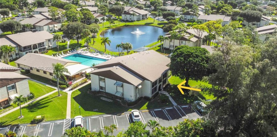 Condo à Greenacres, Floride, 2 chambres  № 1999006