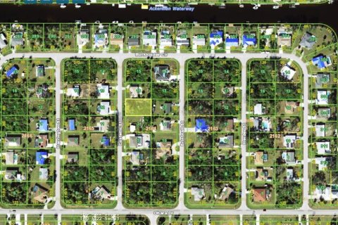 Terreno en Port Charlotte, Florida № 2228961