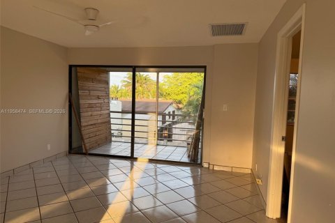 Condo à Davie, Floride, 2 chambres  № 2020784