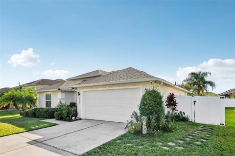 Villa ou maison à vendre à Kissimmee, Floride: 4 chambres, 130.25 m2 № 2121368 - photo 8