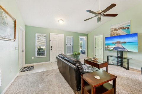 Villa ou maison à vendre à Kissimmee, Floride: 4 chambres, 130.25 m2 № 2121368 - photo 9
