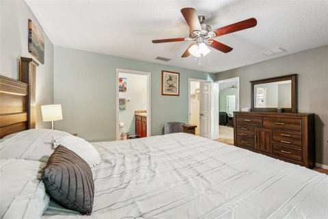 Villa ou maison à vendre à Kissimmee, Floride: 4 chambres, 130.25 m2 № 2121368 - photo 16