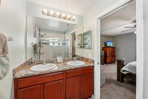 Villa ou maison à vendre à Kissimmee, Floride: 4 chambres, 130.25 m2 № 2121368 - photo 19