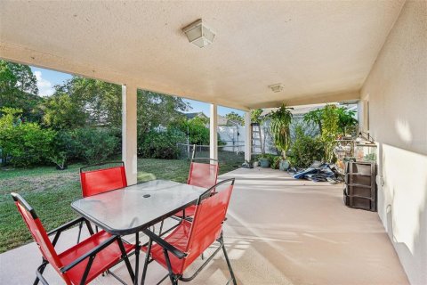 Villa ou maison à vendre à Kissimmee, Floride: 4 chambres, 130.25 m2 № 2121368 - photo 29