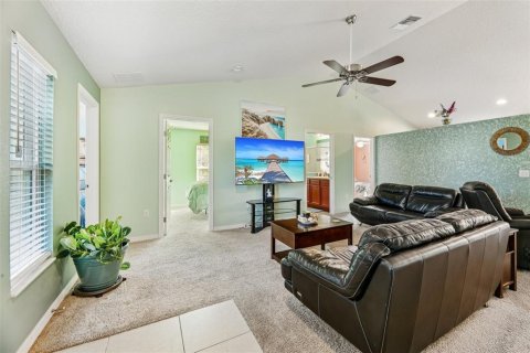 Villa ou maison à vendre à Kissimmee, Floride: 4 chambres, 130.25 m2 № 2121368 - photo 10