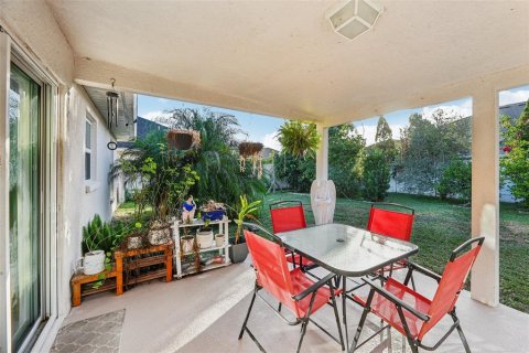 Villa ou maison à vendre à Kissimmee, Floride: 4 chambres, 130.25 m2 № 2121368 - photo 30