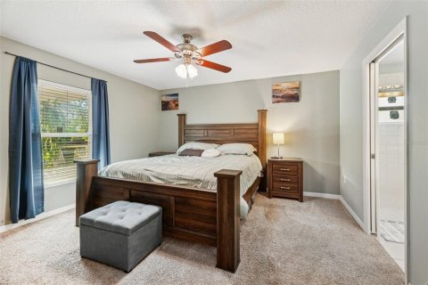 Villa ou maison à vendre à Kissimmee, Floride: 4 chambres, 130.25 m2 № 2121368 - photo 15