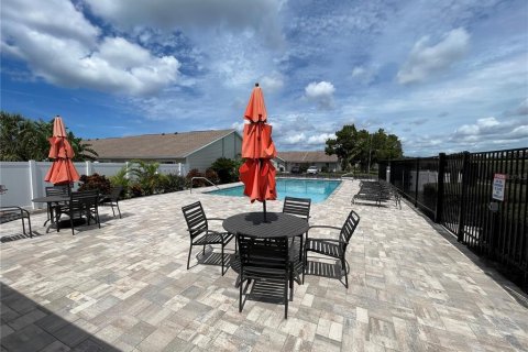 Villa ou maison à louer à Palm Harbor, Floride: 2 chambres, 92.9 m2 № 2419283 - photo 20