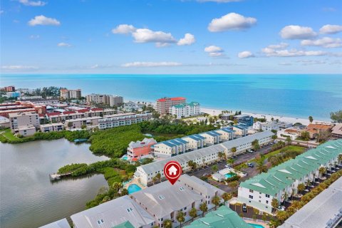 Condo in Indian Shores, Florida, 2 bedrooms  № 1914658 - photo 4