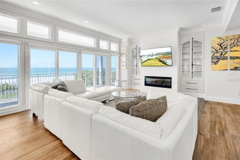 Снять в аренду виллу или дом в Бельэр-Бич, Флорида 8 комнат, 358.42м2, № 2207033 - фото 11