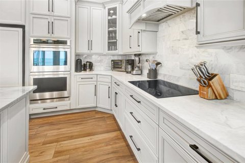 Снять в аренду виллу или дом в Бельэр-Бич, Флорида 8 комнат, 358.42м2, № 2207033 - фото 20