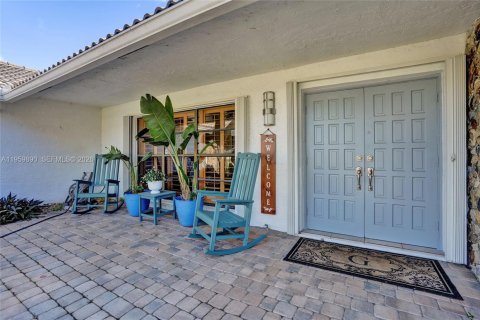 Villa ou maison à vendre à Coral Springs, Floride: 4 chambres, 259.01 m2 № 2024397 - photo 5