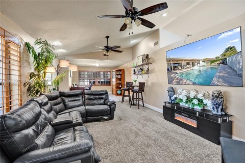 Villa ou maison à vendre à Coral Springs, Floride: 4 chambres, 259.01 m2 № 2024397 - photo 7