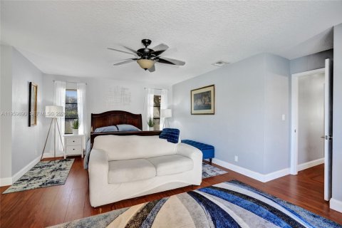 Villa ou maison à vendre à Coral Springs, Floride: 4 chambres, 259.01 m2 № 2024397 - photo 29