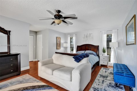 Villa ou maison à vendre à Coral Springs, Floride: 4 chambres, 259.01 m2 № 2024397 - photo 28