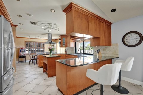 Villa ou maison à vendre à Coral Springs, Floride: 4 chambres, 259.01 m2 № 2024397 - photo 18