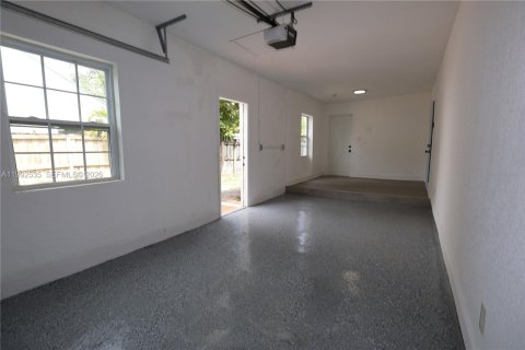 Casa en venta en Miami, Florida, 3 dormitorios, 164.16 m2 № 2057337 - foto 11