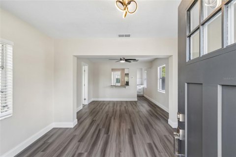 Casa en venta en Tampa, Florida, 1 dormitorio, 70.05 m2 № 2226462 - foto 6
