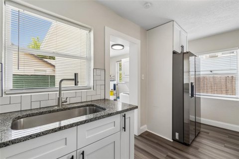 Casa en venta en Tampa, Florida, 1 dormitorio, 70.05 m2 № 2226462 - foto 30