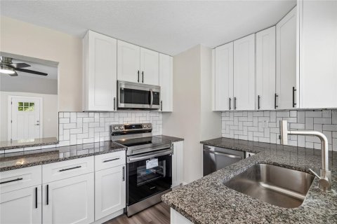 Casa en venta en Tampa, Florida, 1 dormitorio, 70.05 m2 № 2226462 - foto 20