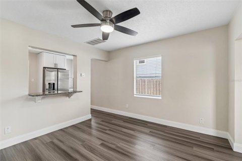 Casa en venta en Tampa, Florida, 1 dormitorio, 70.05 m2 № 2226462 - foto 11