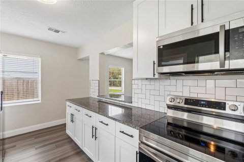 Casa en venta en Tampa, Florida, 1 dormitorio, 70.05 m2 № 2226462 - foto 22