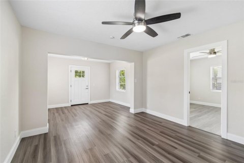 Casa en venta en Tampa, Florida, 1 dormitorio, 70.05 m2 № 2226462 - foto 12
