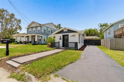 Casa en venta en Tampa, Florida, 1 dormitorio, 70.05 m2 № 2226462 - foto 2