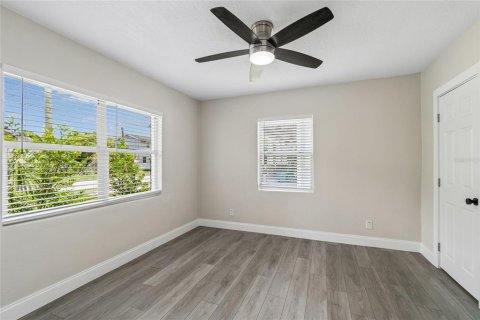 Casa en venta en Tampa, Florida, 1 dormitorio, 70.05 m2 № 2226462 - foto 23