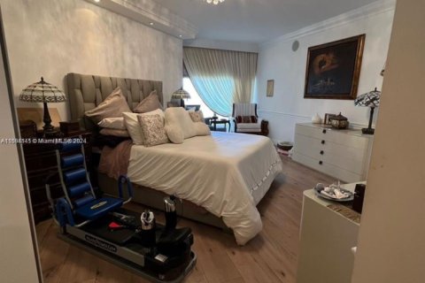 Condominio en venta en Aventura, Florida, 2 dormitorios, 157 m2 № 2023154 - foto 14