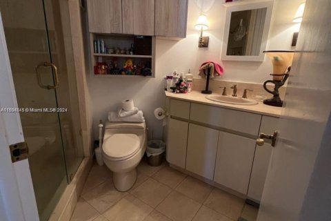 Condominio en venta en Aventura, Florida, 2 dormitorios, 157 m2 № 2023154 - foto 21