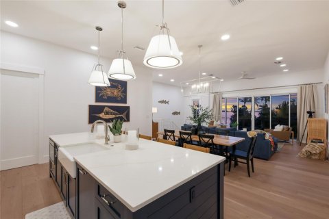 Villa ou maison à vendre à Bradenton Beach, Floride: 4 chambres, 320.61 m2 № 2212259 - photo 7
