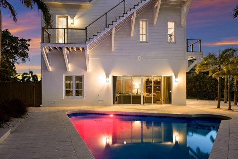 Villa ou maison à vendre à Bradenton Beach, Floride: 4 chambres, 320.61 m2 № 2212259 - photo 14