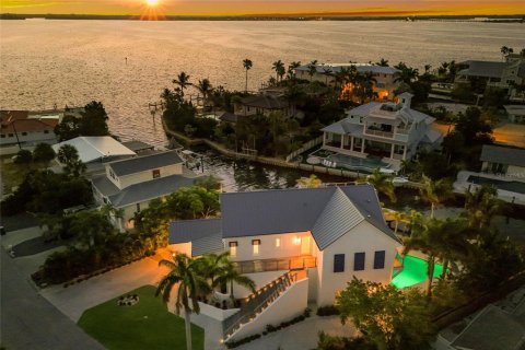 Villa ou maison à vendre à Bradenton Beach, Floride: 4 chambres, 320.61 m2 № 2212259 - photo 20