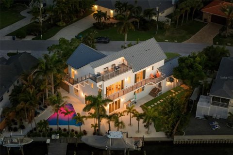 Villa ou maison à vendre à Bradenton Beach, Floride: 4 chambres, 320.61 m2 № 2212259 - photo 22