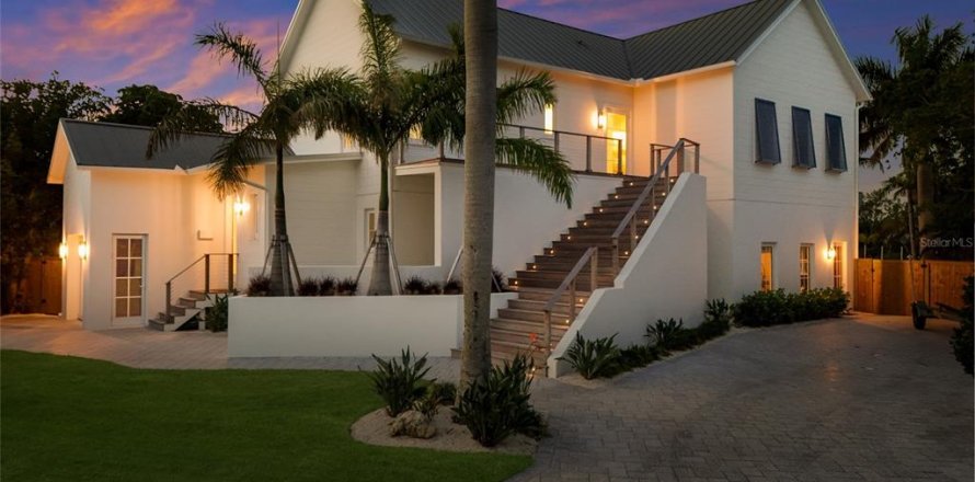 Villa ou maison à Bradenton Beach, Floride 4 chambres, 320.61 m2 № 2212259