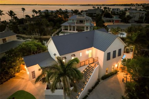 Villa ou maison à vendre à Bradenton Beach, Floride: 4 chambres, 320.61 m2 № 2212259 - photo 11